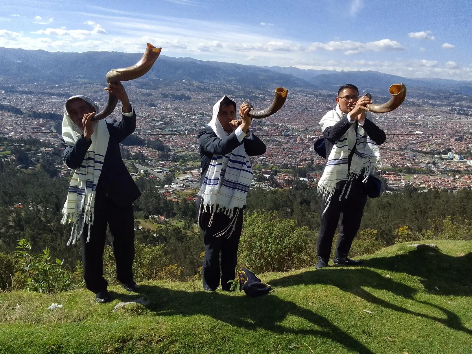Toque del shofar en Yom Teruáh - Cuenca
